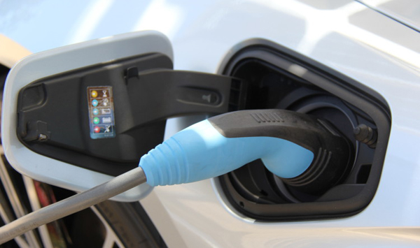 Charging gear in electric cars has been exempted by Cabinet (Photo courtesy of http://www.bmwblog.com)